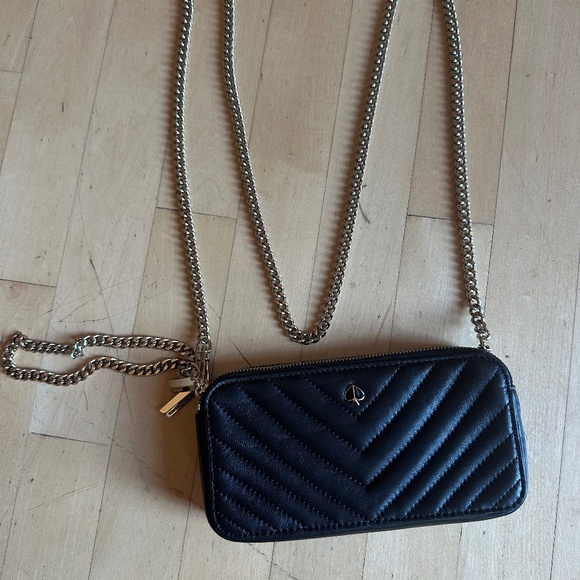 Kate Spade Amelia 2 zip crossbody purse, G1296 - Picture 2 of 10